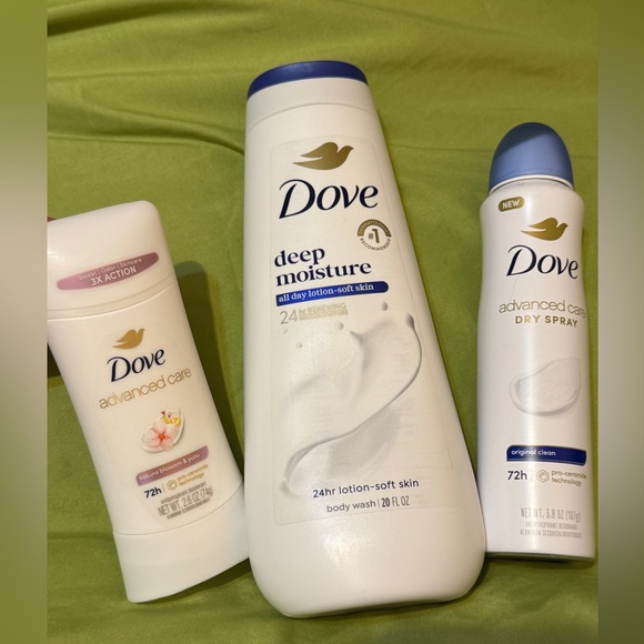 Dove Skincare Set - Picture 1 of 1